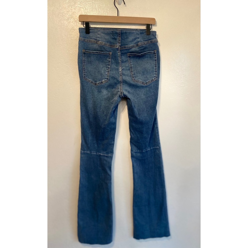 Free People We The Free Penny Pull On Flare Jeans Raw Hem Blue Womens 29 - Picture 4 of 13